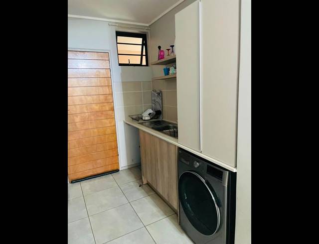 2 BEDROOM APARTMENT FOR SALE IN AMBERFIELD